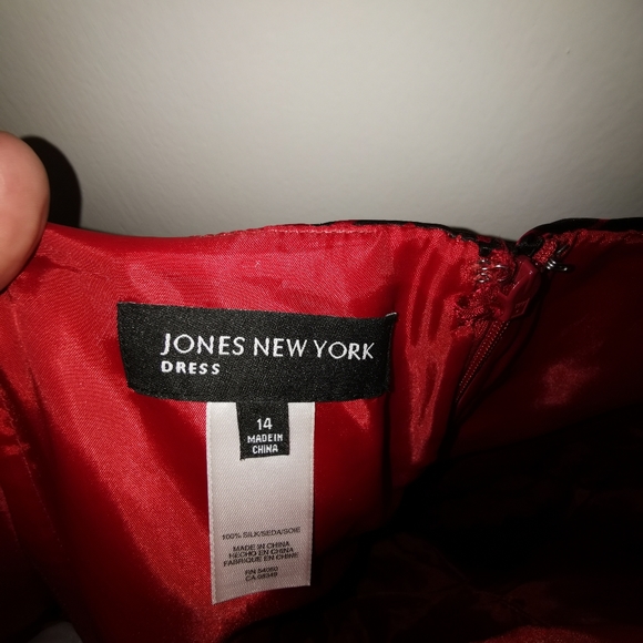 Size 14 dress - Picture 2 of 3